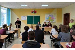 В Лебедевской школе прошел круглый стол ко Всемирному дню борьбы с туберкулезом