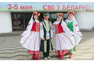 Чытаюць, давяраюць, выбіраюць