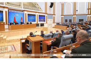 Лукашенко собрал совещание с силовым блоком Беларуси и рассказал о причинах