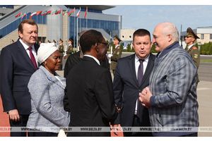 Лукашенко лично проводил Президента Экваториальной Гвинеи в аэропорту