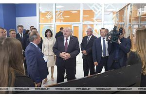 Лукашенко: для Беларуси талантливые люди, интеллект нации - самое большое богатство