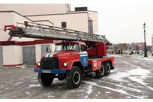 На улице Великосельской горел легковой автомобиль, в Красном -- баня