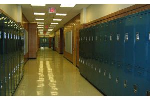 В двух городах Австралии закрыли 17 школ из-за риска отравления детей асбестом