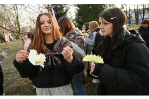 Вясну гукаем – весела гуляем