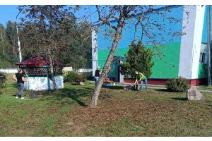 Работники КУП «Молодечноводоканал» вышли на субботник