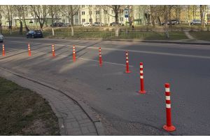 Сигнальные столбики в Молодечно: зачем они нужны