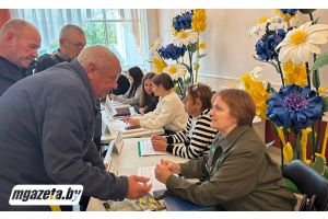 В Молодечненском районном центре культуры проходит ярмарка вакансий для граждан предпенсионного и пенсионного возраста