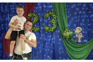 «Скамейка запасных» должна пустовать: почему так важно присутствие родителей на детском утреннике