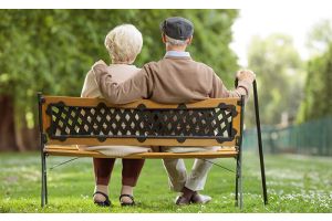 В 65+ создают новые семьи, помогают животным и активно пользуются интернетом